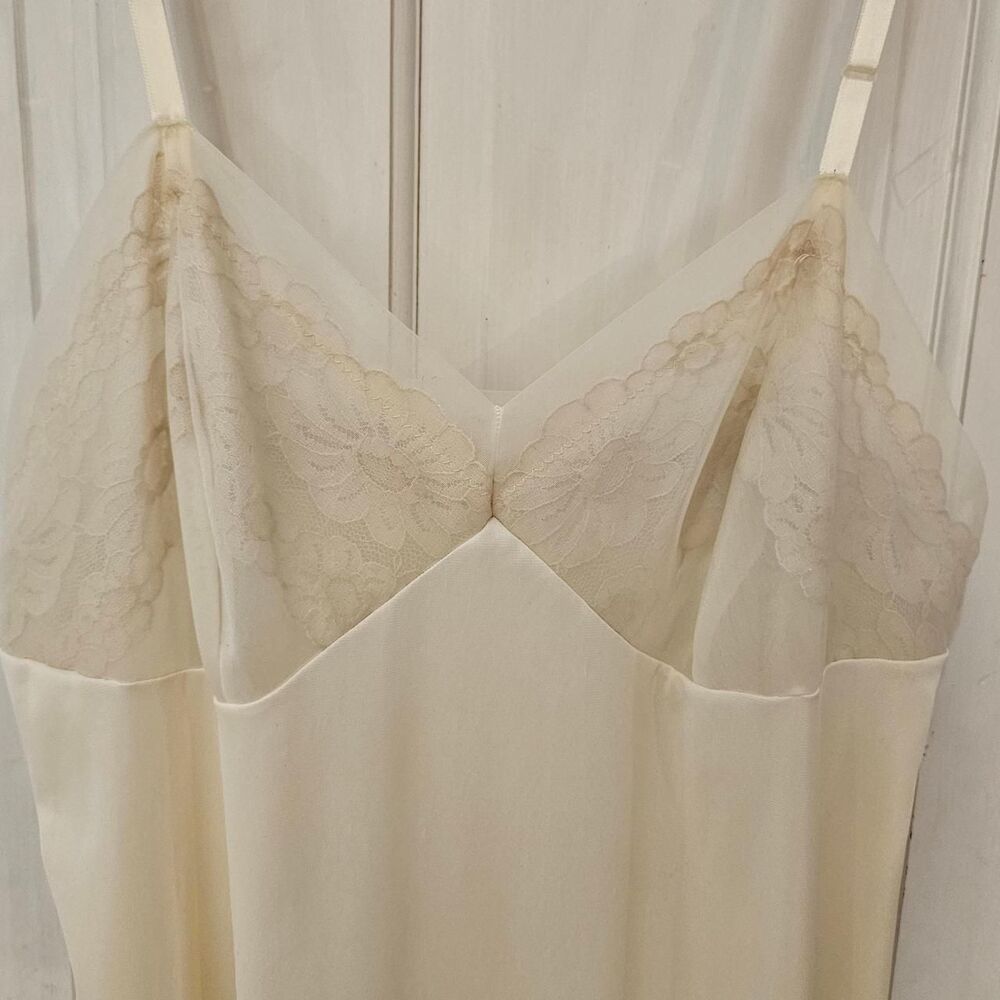 60s coquette cottagecore beige full slip dress - Picture 2 of 4